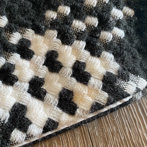 Rare Edition Black & White Boxy Style Dress! - Picture 2 of 4